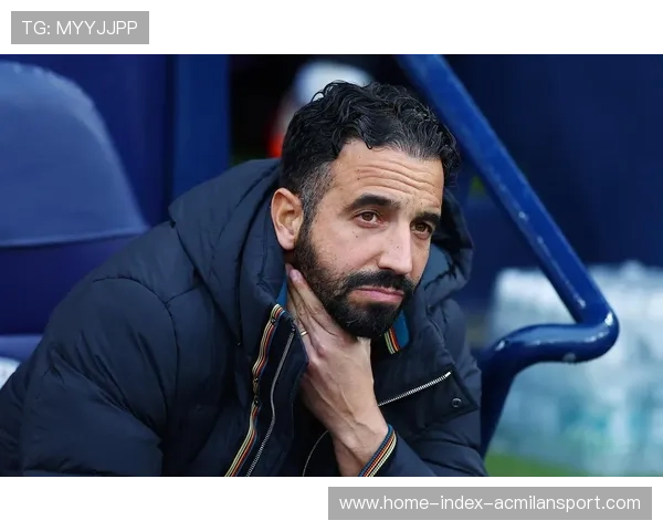 曼联冲击利物浦排名，阿莫林重新调整中后场